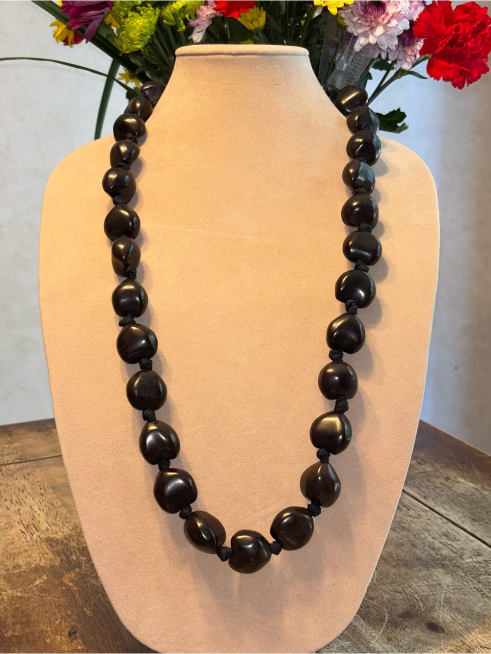 Handcrafted Hawaiian Kukui Nut Lei Necklace